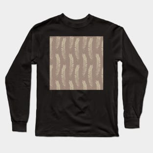 Delicate and elegant ferns in a simple repeating pattern Long Sleeve T-Shirt